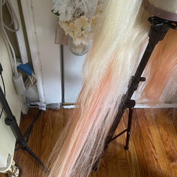 Blonde and Peach Ombré Wig - Picture 6 of 14